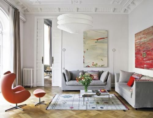 Сочетание культур в центре Барселоны.