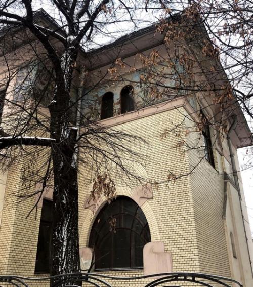 Особняк рябушинского - городская усадьба, построенная архитектором Федором Шехтелем для предпринимателя Степана рябушинского в 1900-1903 годах. 01