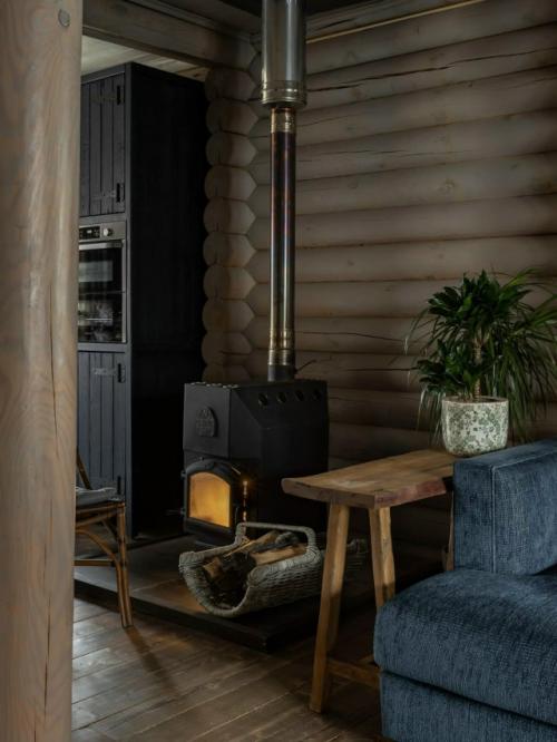 Давние подписчики знают как я люблю дома из бруса. 04