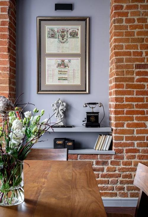 История в деталях: кирпич и старинное дерево в питерской квартире. 07