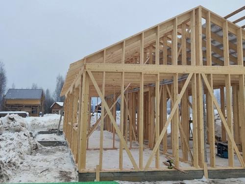 Мы возводим стены в одноэтажном доме 8 х 12 в д. нова. 07