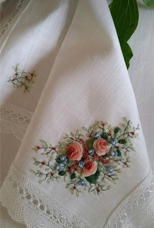 Топ - 10 проектов ручной вышивки для украшения интерьера. 07