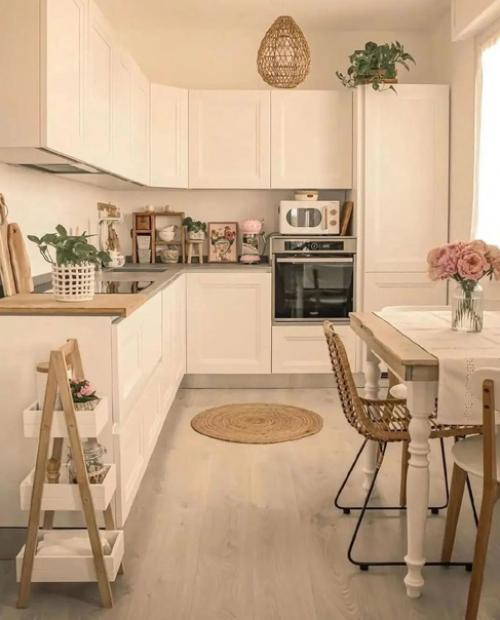 Тёплый, уютный интерьер загородного дома. 02