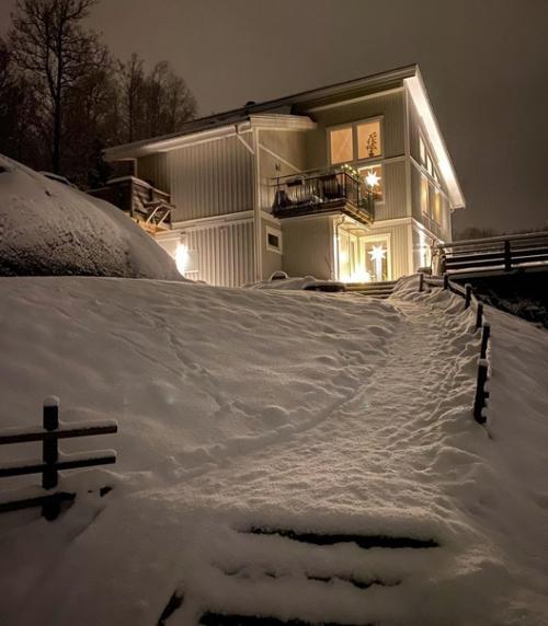 Дизайн этого очень уютного дома состоит из знакомых и простых деталей. 08