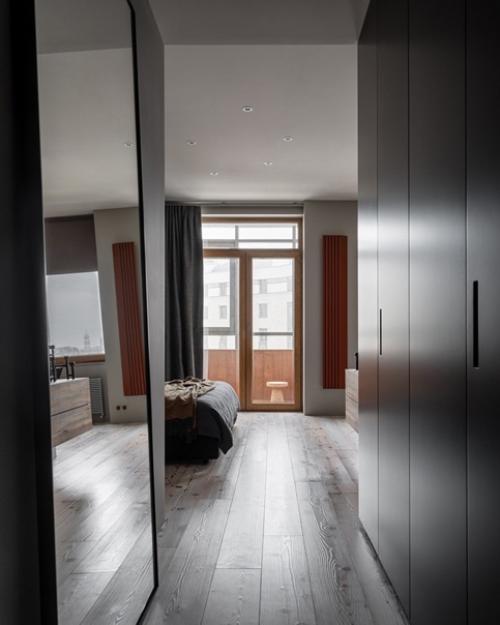 Дизайнер Евгений нейманд (Neymandstudio) создал два интерьера для двух заказчиков - братьев в одном доме. 05