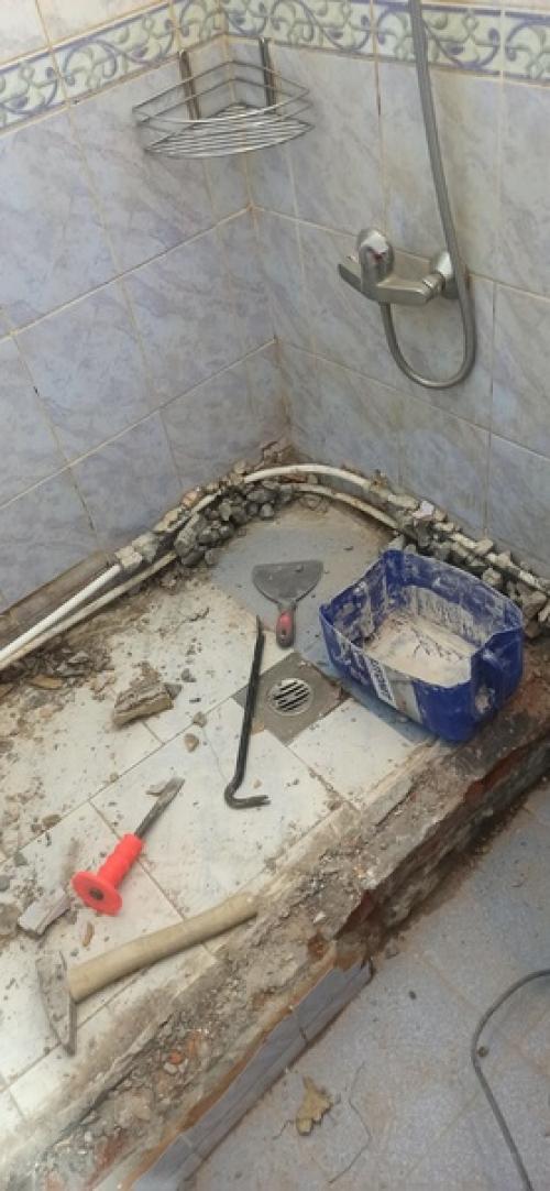 Провели ремонтные работы в ванной комнате, заказчик остался доволен. 08