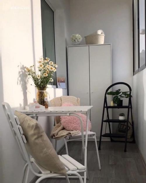 Интерьер евродвушки.  Планировкой и дизайном хозяева квартиры занимались самостоятельно. 07