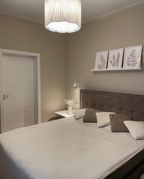 Уютная квартира. С красивыми украшениями. 06