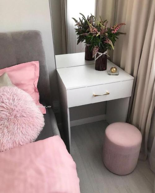 Интерьер евродвушки.  Планировкой и дизайном хозяева квартиры занимались самостоятельно. 04