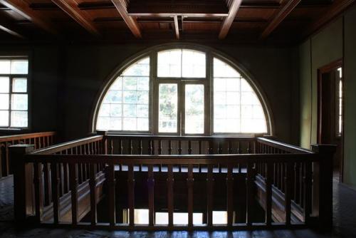 Заброшенный дом р. в. Германа. 08