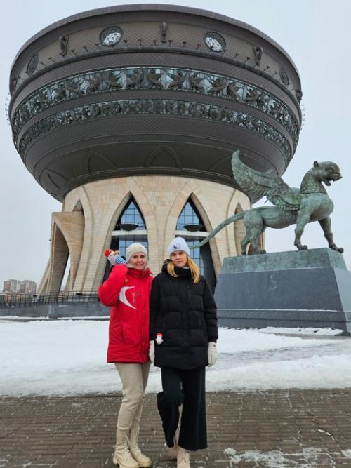 Чаша - относительно молодое строение для города с многовековой историей, которое сразу полюбилось туристам и жителям Татарстана. 02