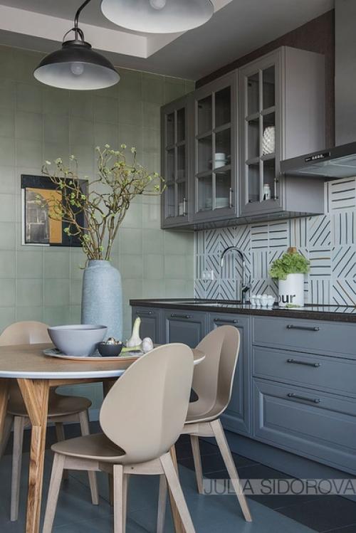 Расивая квартира в пpиглушенных тонaх в Mосквe. 01