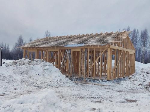 Мы возводим стены в одноэтажном доме 8 х 12 в д. нова. 02