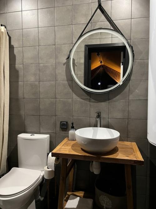 Было трудно выбрать всего лишь 9 фото, как отражение прошедшего года. 01