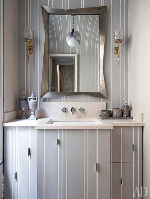 Дизайн статья.  Журнал AD опубликовал статью, позволяющую обывателю заглянуть в домашнее гнездышко известного французского декоратора. 09