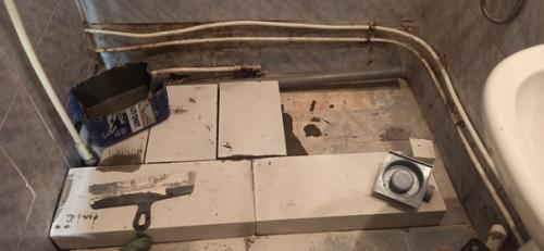 Провели ремонтные работы в ванной комнате, заказчик остался доволен. 06