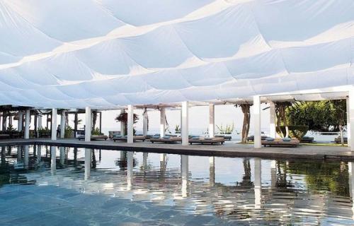 ? 7. Бюджетных дизайнерских отелей у моря? 05