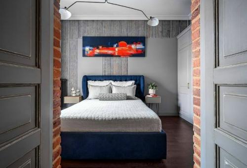 История в деталях: кирпич и старинное дерево в питерской квартире. 06