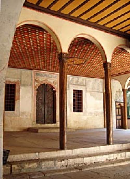 Зал дивана.  Зал дивана был центром политической жизни крымского ханства. 01