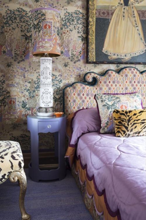 Знаменитый декоратор Кирилл Истомин создал не совсем типичный для себя проект - небольшую, всего восемьдесят квадратных метров, квартиру в Москве. 04