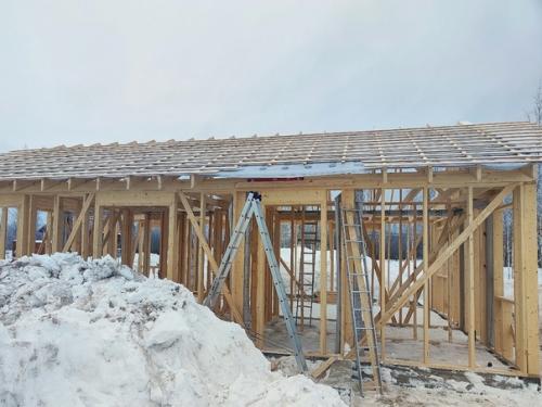 Мы возводим стены в одноэтажном доме 8 х 12 в д. нова. 01