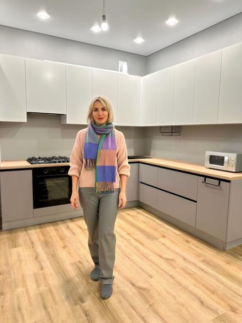 Моя работа - это настоящее волшебство, где каждое помещение проходит потрясающую трансформацию с помощью новой мебели! 01