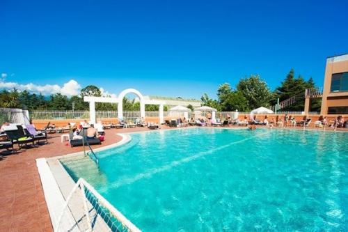 Абхазия?  Пицунда?  Лето 2016! 01