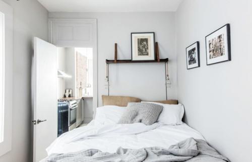 Наскучила привычная обстановка комнаты? 05