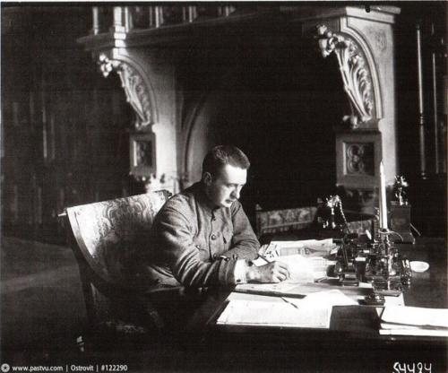 Зимний дворец в 20 веке. 04