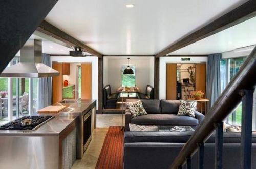 Самые интересные сооружения из морских контейнеров часть 1. 06