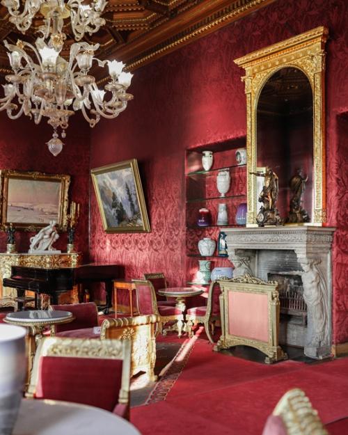 Парадная приемная или малиновая гостиная дворца великого князя владимира. 03
