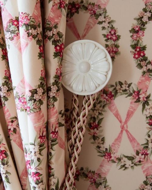 Александровский дворец.  Спальня. 03