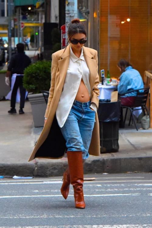 Беременность и мода: скрывать или подчёркивать? 08