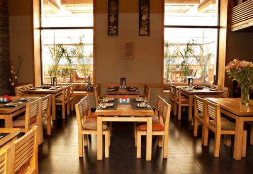 Топ - 5 мест с лучшими суши в Москве. 01 Топ - 5 мест с лучшими суши в Москве. 01