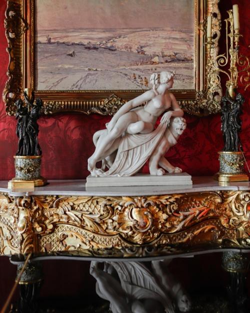 Парадная приемная или малиновая гостиная дворца великого князя владимира. 01