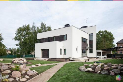 Загородный дом для семейной пары.