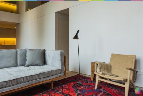 Двухэтажный лофт на Рижской с дагестанскими коврами ч. 1. 01