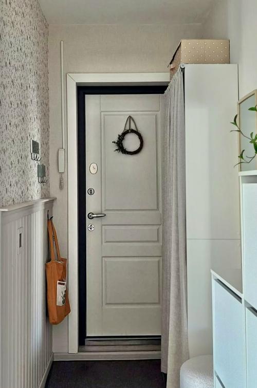 Амбассадор бумажных обоев. Амбассадор бумажных обоев.