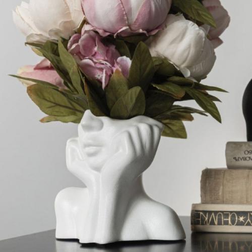 Гипсовое кашпо бренда Elvados - это элегантное и многофункциональное произведение искусства для вашего дома. 01