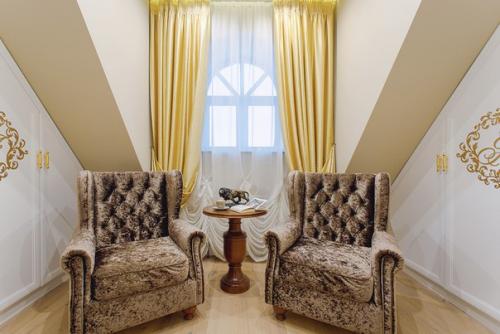 Архитекторы из B& G Studio реализовали проект двухуровневой квартиры в Тюмени. 06