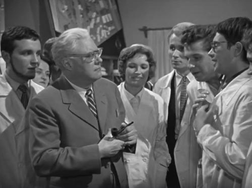 Взрослые Дети: комедия напомнила о временах, когда Ссср был оплотом глобализма. 01 Взрослые Дети: комедия напомнила о временах, когда Ссср был оплотом глобализма. 01