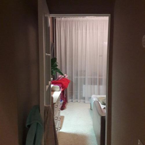 Продаётся однокомнатная с перепланировкой в 2-х с индивидуальной планировкой. 06