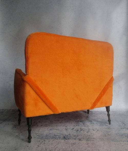 Так надоела однотонная, вся в тон, мягкая мебель? 05