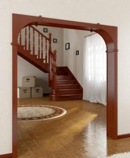 Открытый дверной проем в интерьере. 

