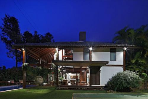 Garden House - естественная непринужденность от архитектора David Guerra. 01