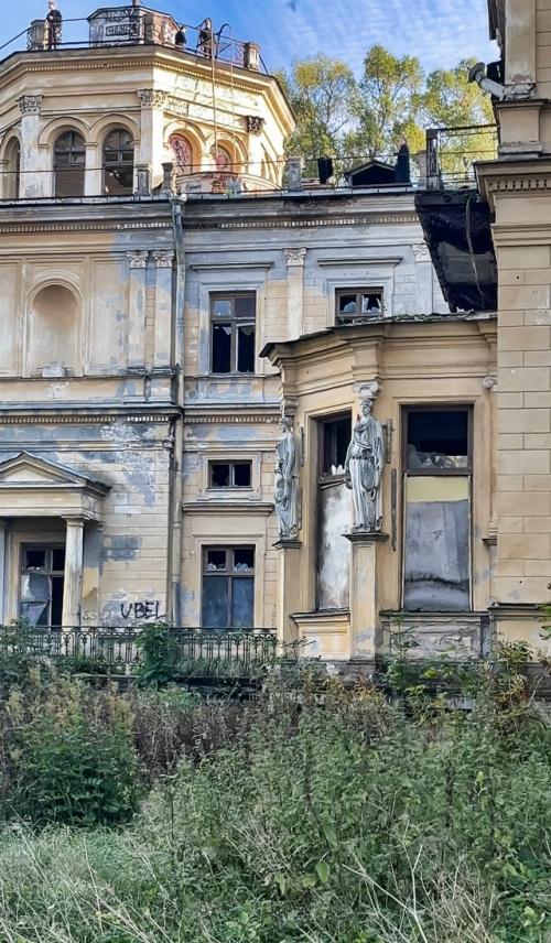 Заброшенный парк и дворец близ Петергофа - что может быть прекраснее? 07