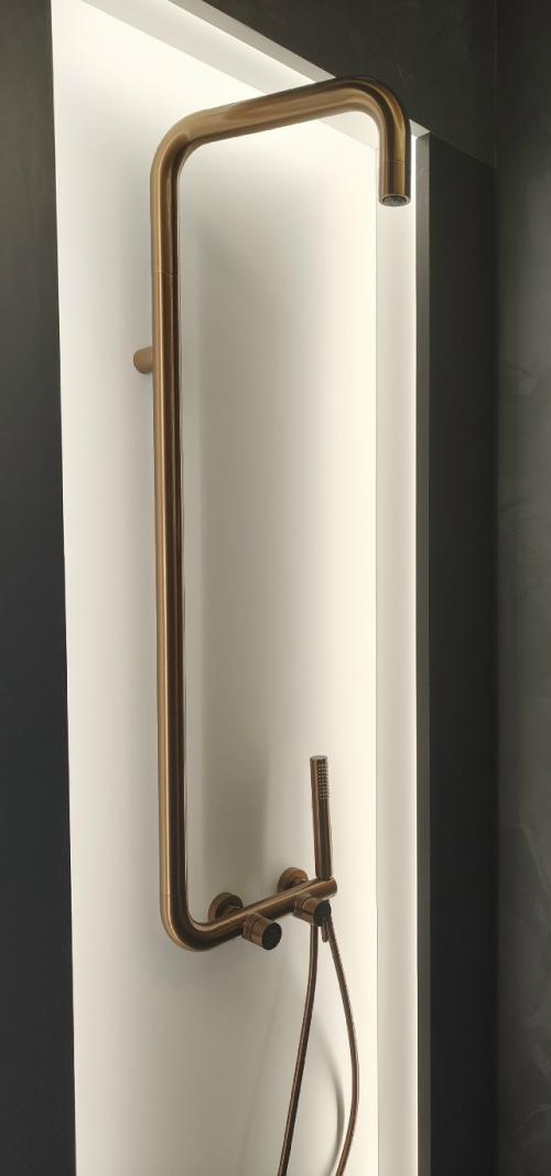 Еще несколько десятков лет назад сантехнику приобретали исключительно в практических целях. 02