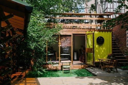 6 необычных ресторанов и кафе в петербургских дворах. 08