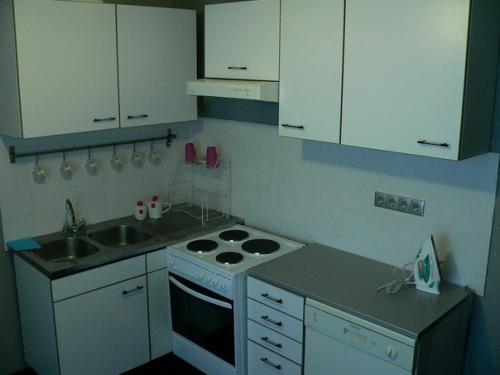 Сдаю большую 2-х комнатную квартиру 65 м 2 на длительный срок! 06