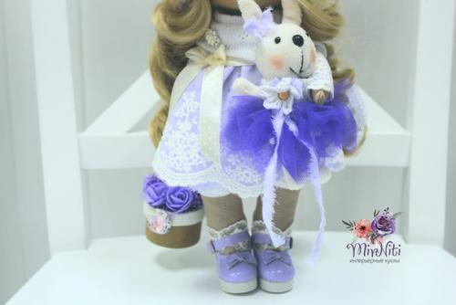 Куколка в сиреневом платье. 01